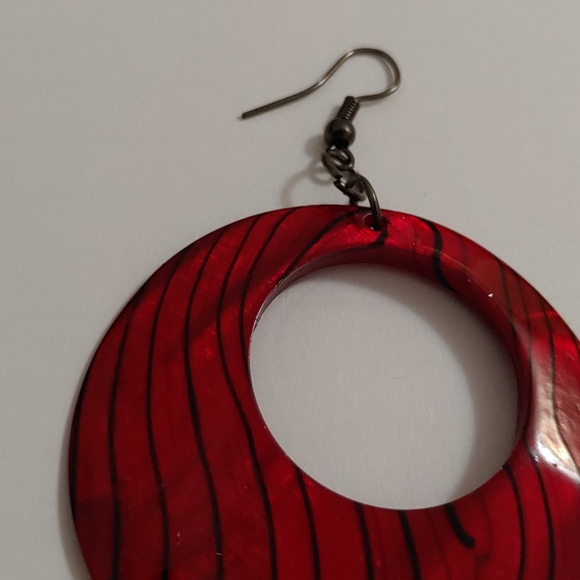 Earings - Picture 3 of 3